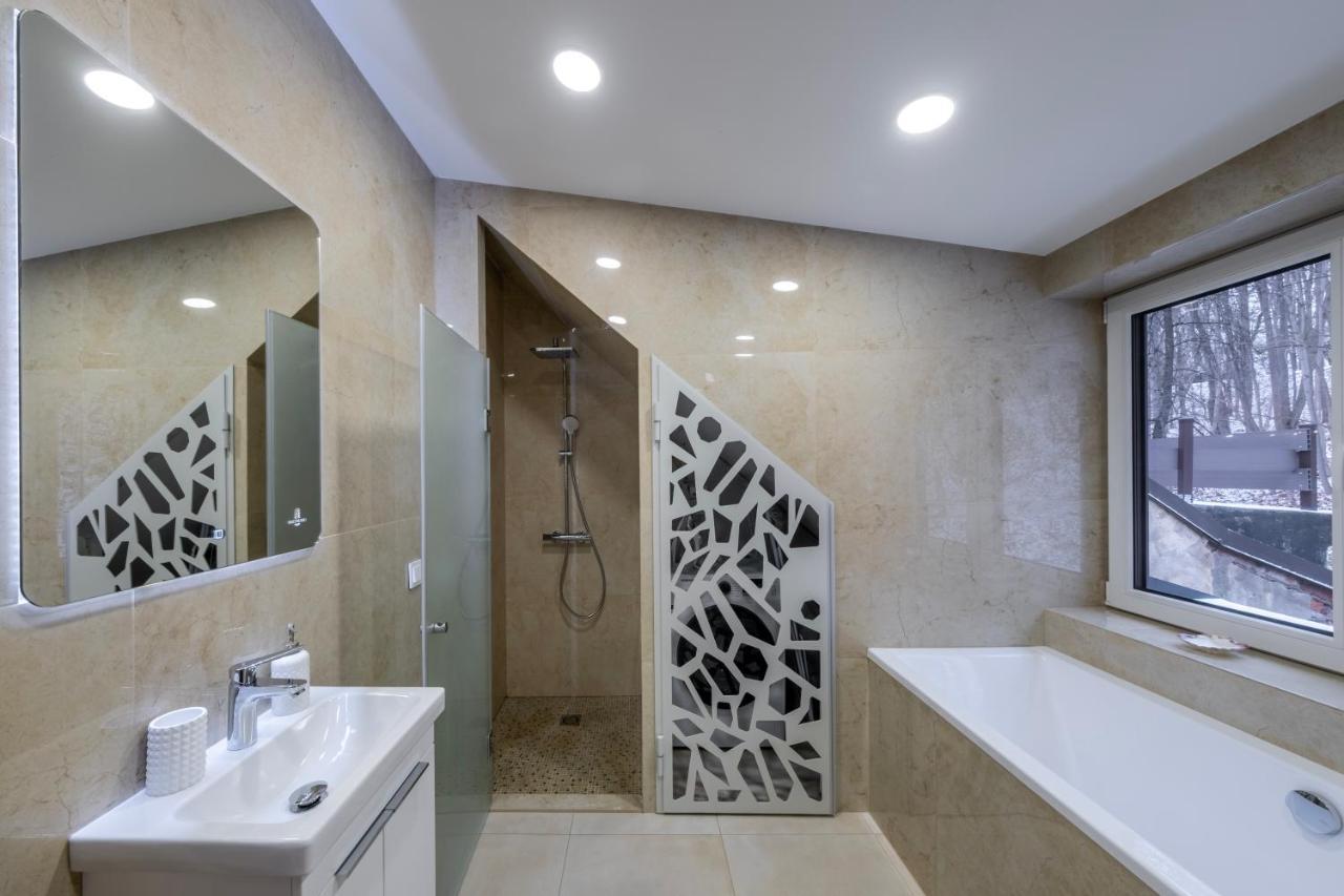 Bravo Apartments Kaunas Kültér fotó